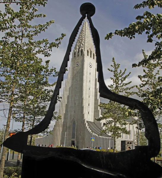 Chiesa di fama mondiale Hallgrimskirkja a Reykjavik, Islanda — Foto Stock