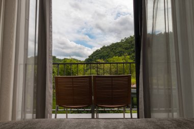 balkon, iki sandalye