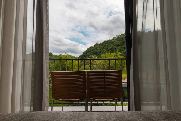 balkon, iki sandalye