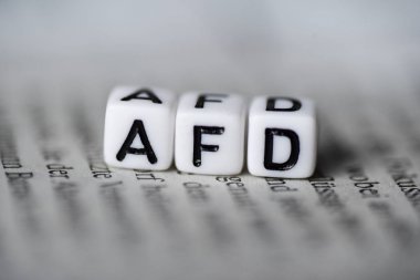 Ahşap alfabe bloklar gazete Alman parti siyaset üzerinde kelime Afd oluşturduğu