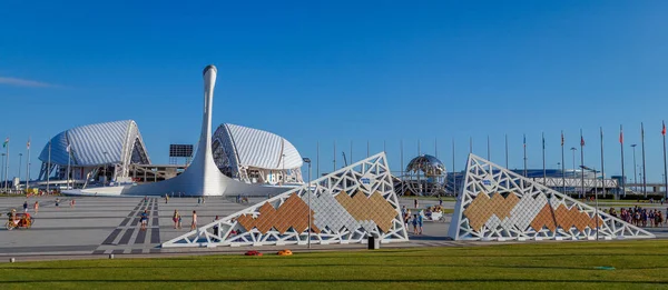 The Olympic cauldron in the background of the stadium fischt . The winter Olympic games in Sochi 2014 — Stock Photo, Image