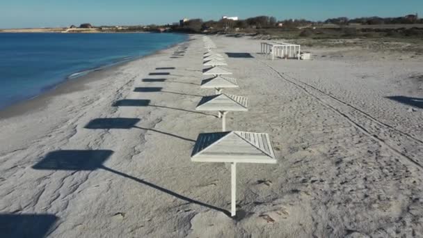 Plaża Morze Piasek Fotografia Lotnicza Fale Wcześnie Rano Żadnych Ludzi — Wideo stockowe