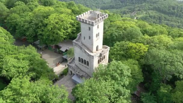 Πύργος Στο Όρος Αχούν Σότσι Εναέρια Βίντεο Ψηλά Βουνά Πράσινα — Αρχείο Βίντεο