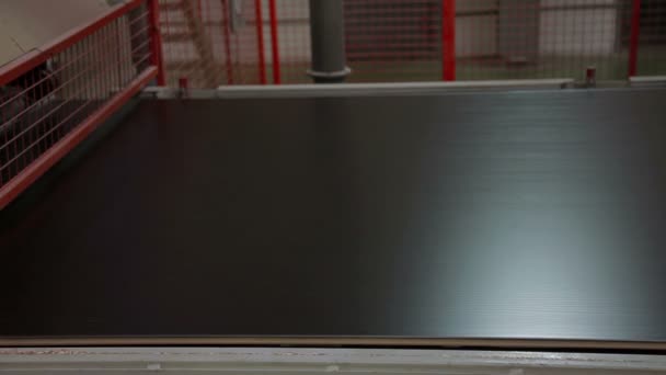 Automatic laminated chipboard production — Stock Footage Automatic laminated chipboard production Stock Video