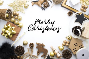Chrismas altın sesi dekorasyon üstten görünüm FL beyaz arka plan üzerinde