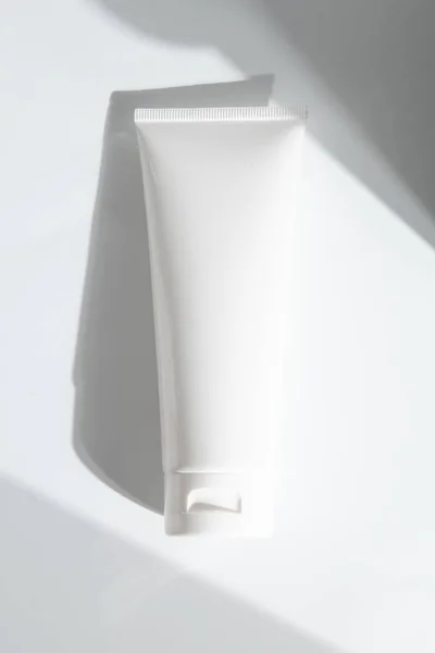 Красивий Спа Медичний Скінарій Косметичний Лосьйон Упаковка Пляшок Крему Білому — стокове фото
