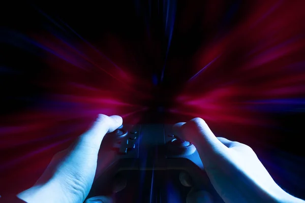 Gamer Boy Met Hand Vasthouden Van Joystick Controller Elektronisch Voor — Stockfoto