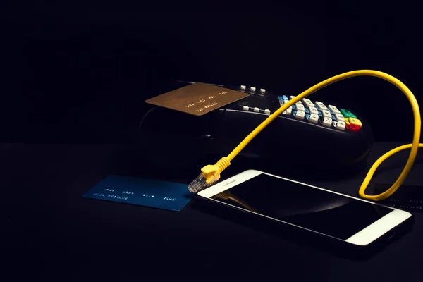 Zakupy Internetowe Elektroniczne Elektroniczne Urządzenie Płatnicze Premią Kartą Kredytową Cyfrowej — Zdjęcie stockowe
