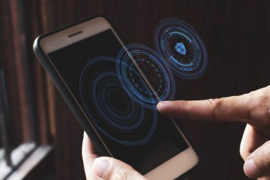 veri güvenliği güvenlik bulut depolama ai ile sosyal ağ internet dijital bağlanmak için ekran akıllı telefon cihazında işadamı el parmak dokunmatik