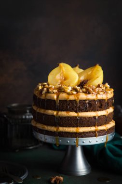 ginger cake with pears clipart