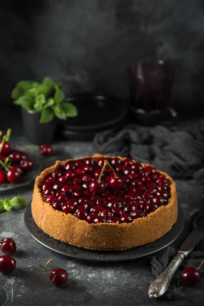 Leckerer Kirschkäsekuchen — Stockfoto