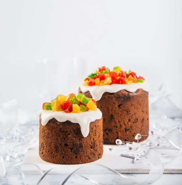 Traditional Christmas fruit cake — Stock Photo, Image