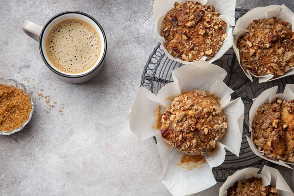 Leckere Bananen Nuss Muffins Draufsicht Stockfoto