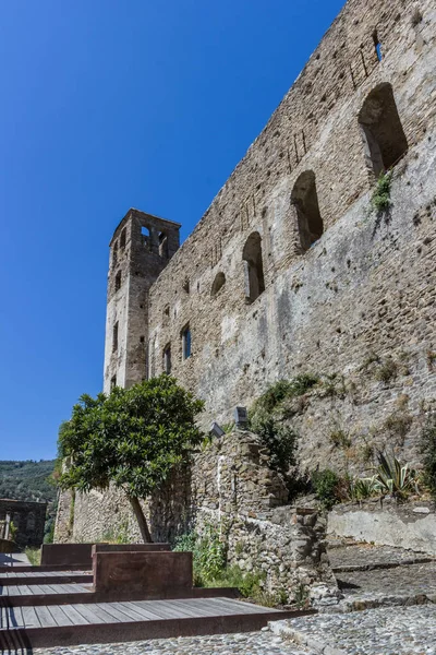 Dolceacqua's castle — Stock Photo, Image