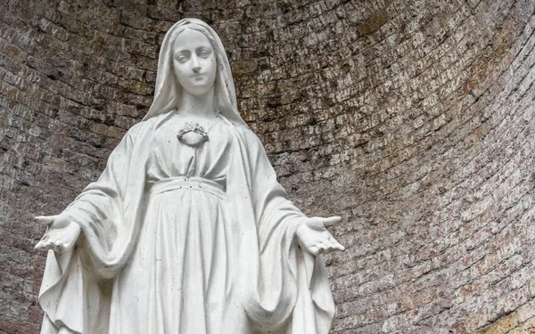 Statue of Our Lady — Stock Photo, Image