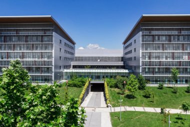 Modern hastane binası