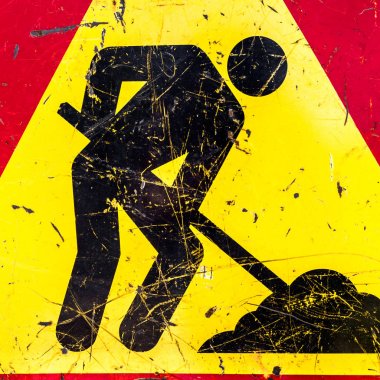 yol inşaat alanında iş adamları imzalamak
