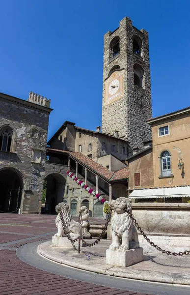 Bell Tower in Bergamo, Italië — Stockfoto