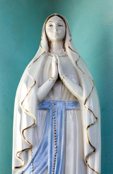 Virgin Mary statue — Stock Photo, Image