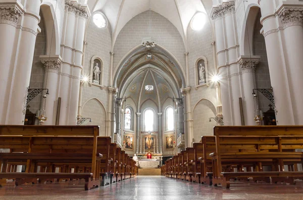 가톨릭 교회 내부 — 스톡 사진