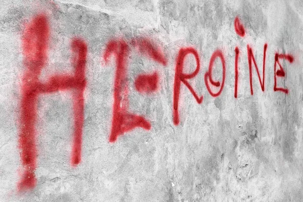 Heroína escrita en la pared — Foto de Stock