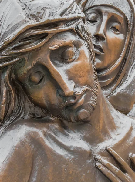 Estatua de bronce de Jesucristo y María —  Fotos de Stock