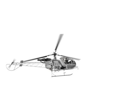 Beyaz arka planda uçan helikopter