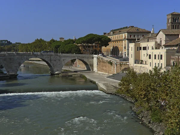 Palatine Bridge in Rome — Stock Photo, Image