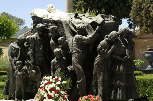 Boğa güreşçisi memet 