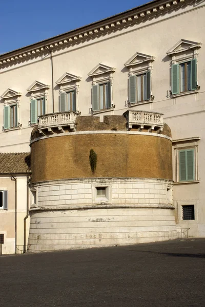ローマのクィリナーレ宮殿 — ストック写真