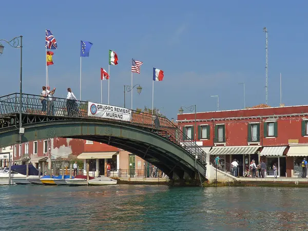 Puente en la Isla de Murano — Foto de Stock