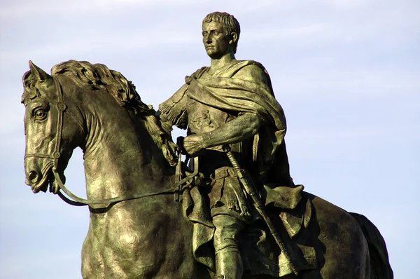 Merida Espagne Sculpture Équestre Empereur César Augusto Dans Ville Mérida — Photo
