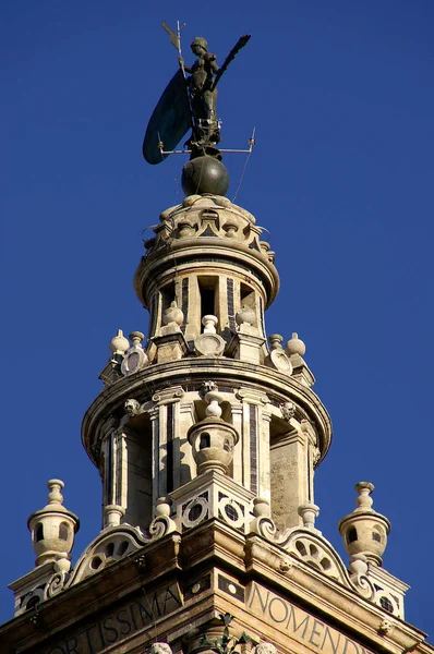 Sevilla Hiszpania Górnej Części Wieży Giralda Sewilli — Zdjęcie stockowe