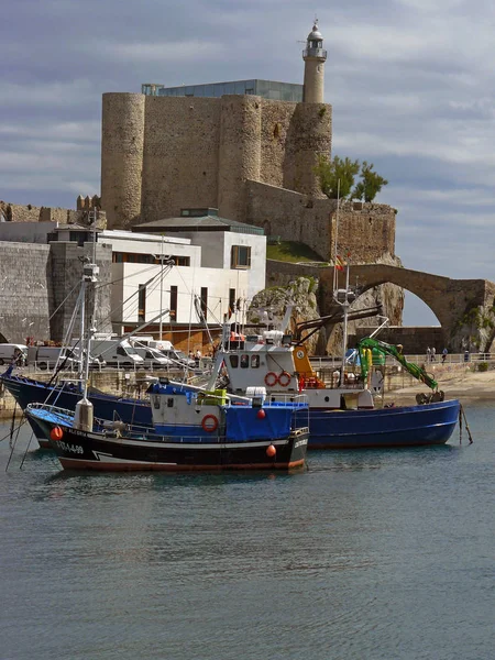 Castro Urdiales Cantabria Spanje Vissersboten Haven Van Castro Urdiales Van — Stockfoto