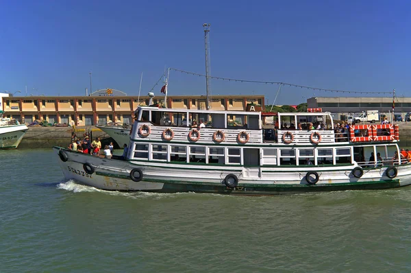 西班牙圣玛丽亚港 加的斯 穿过圣玛丽亚港的河流上的瓦波西托 瓜达莱特 — 图库照片
