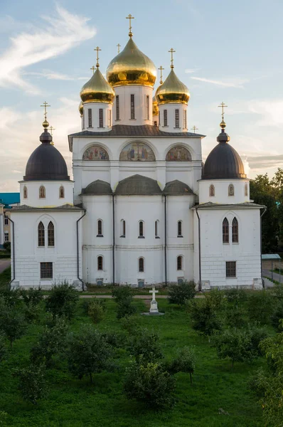 Yazın Tarih Meydanı Ndaki Varsayım Katedrali Dmitrov Moskova Bölgesi Rusya — Stok fotoğraf