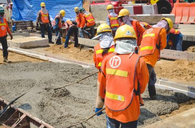 Çalışma sırasında yol kat Betonlama dökme beton 