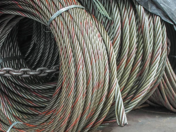 Cable de acero enrollado — Foto de Stock