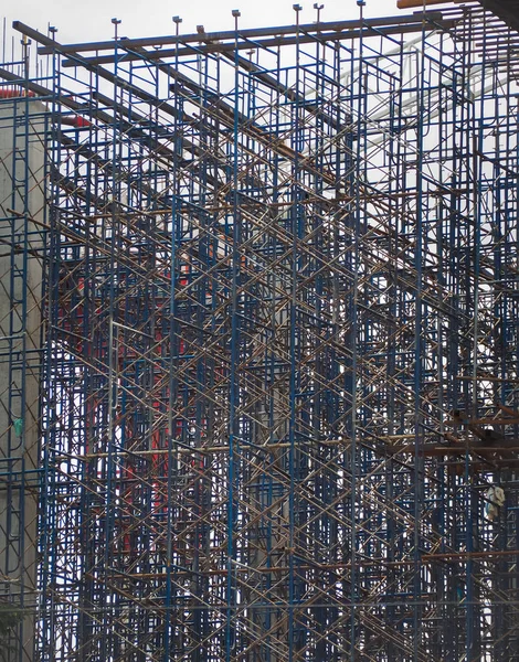 Demir inşaat iskele