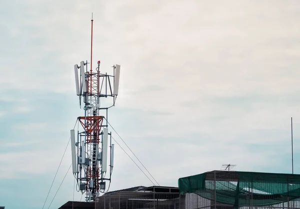 Cep telefonu kuleleri ve 4g sistemi