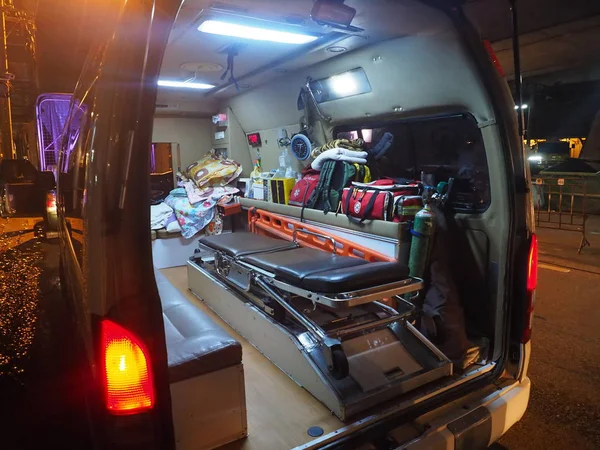 stretcher van
