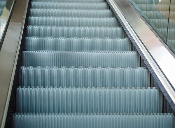 Leere Rolltreppen Bahn Stationen Oder Einkaufszentren Moderne Rolltreppen Bürogebäuden — Stockfoto