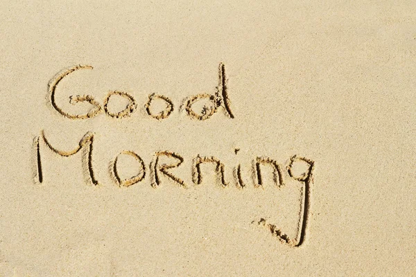 Kumsalda el yazısıyla günaydın.