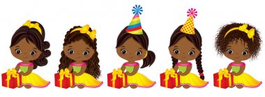 Vektör sevimli küçük Afrikalı-Amerikalı kız ile hediye kutuları