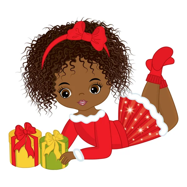 Вектор милий маленька афроамериканська дівчинка з різдвяними подарунками — стоковий вектор