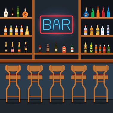 Bar standı sandalyeler ve şişeler
