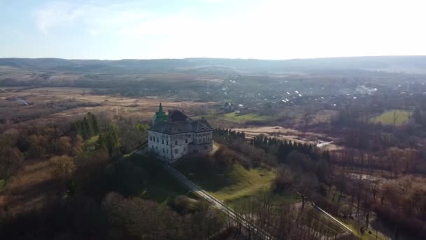 Ukraine castle in Olesko Aerial, Oleskiy zamok — Stock Video