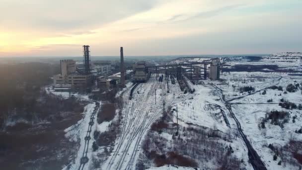 Kömür madeni, kömür işleme tesisi — Stok video