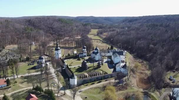 Monastère de Krehiv Vue Aérienne Drone, Ukraine — Video