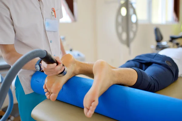 Tratamiento de la terapia por ultrasonido — Foto de Stock